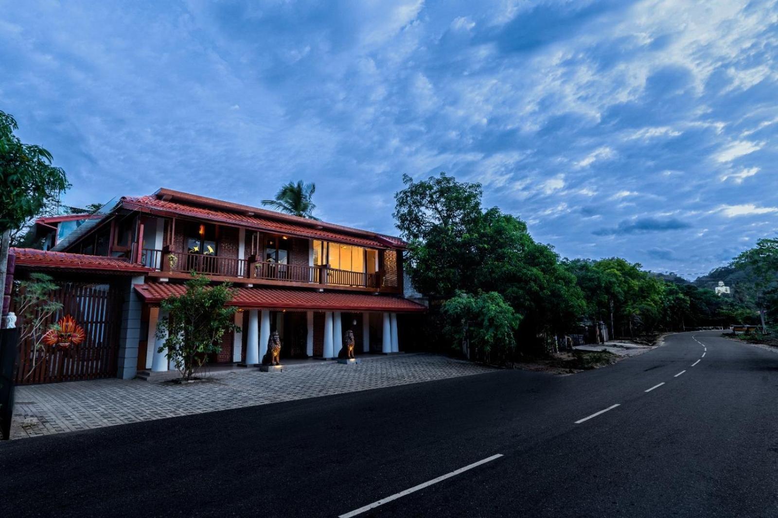 Golden Stars Hotel Dambulla Esterno foto