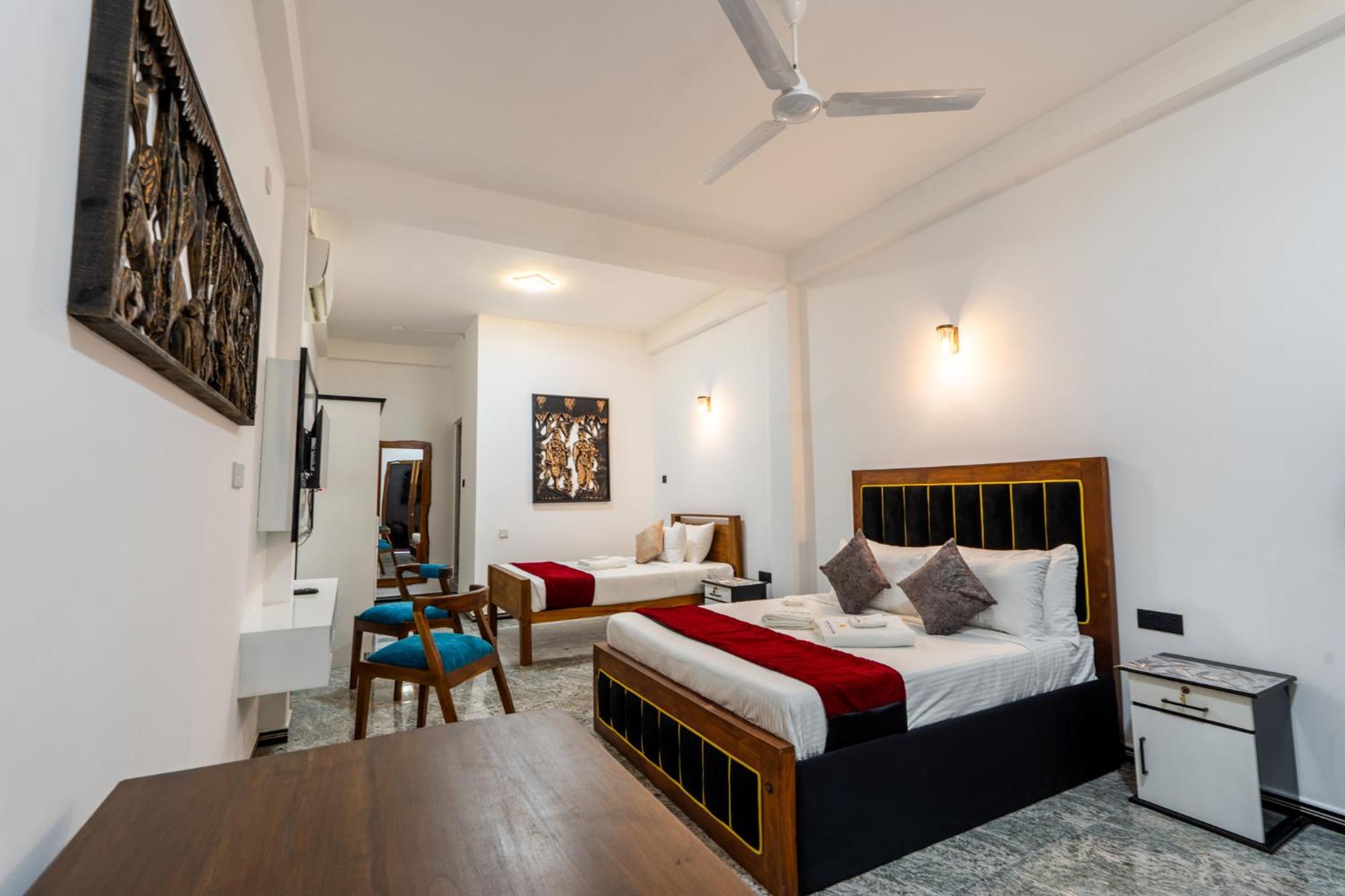 Golden Stars Hotel Dambulla Esterno foto