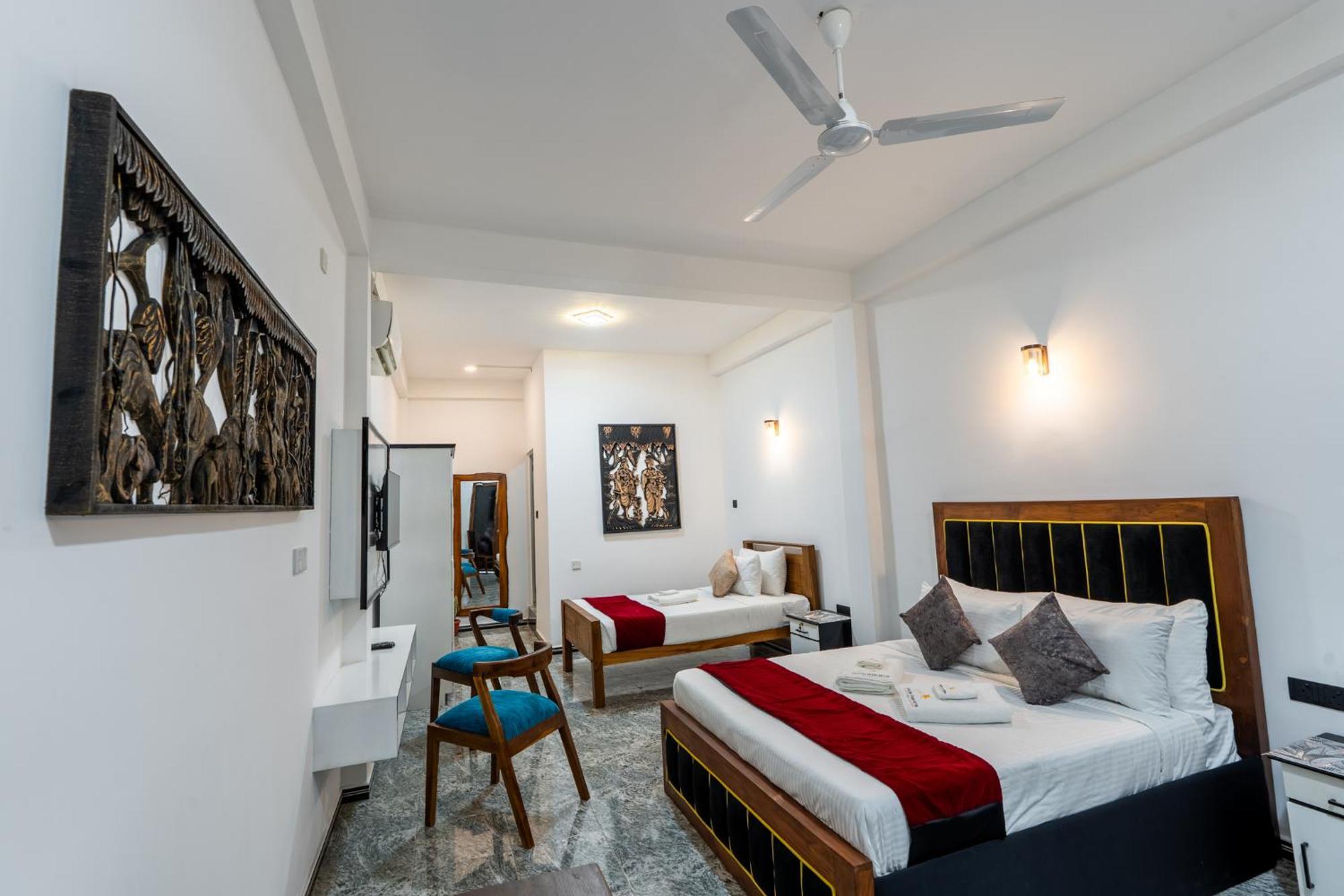 Golden Stars Hotel Dambulla Esterno foto